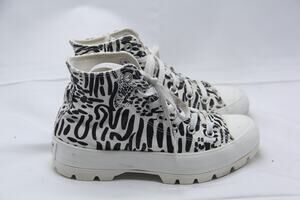 Converse Chuck Taylor All Star Lugged Shoes Womens Sz 6.5 Animal Print 571752C